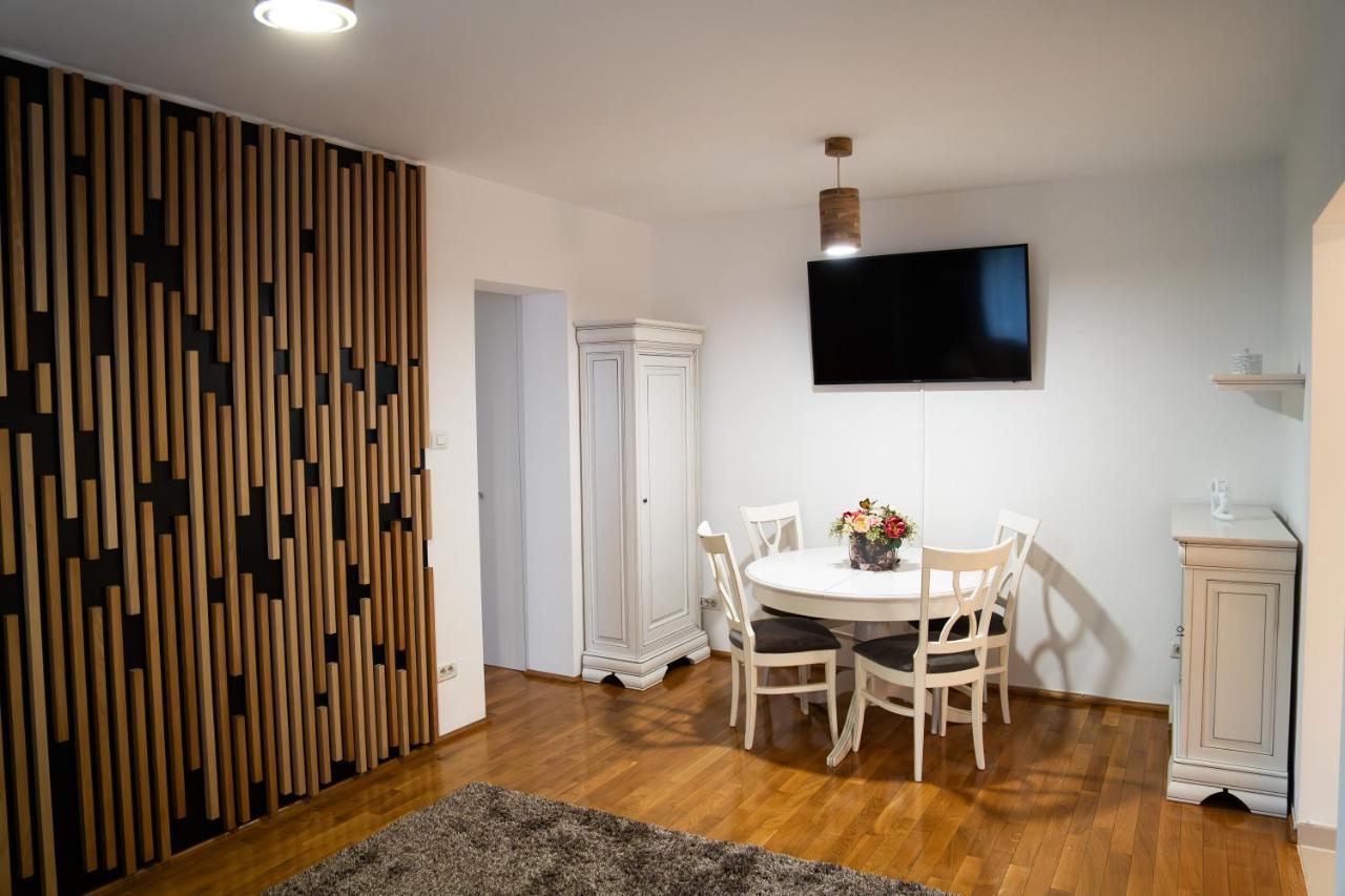 Apartment Ultracentral Golden 1 *